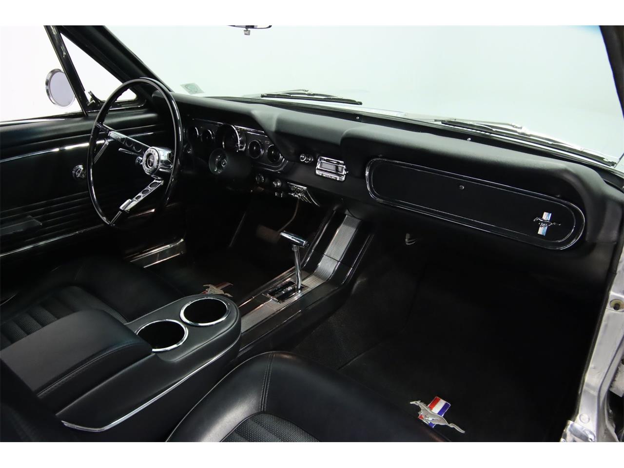 Ford-Mustang-1966-Metallic-Silver-Black-15
