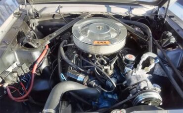 Ford-Mustang-1966-Metallic-Silver-Black-19