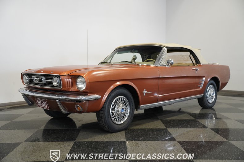 Ford-Mustang-1966-Orange-White-17