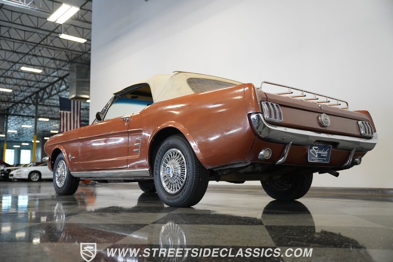 Ford-Mustang-1966-Orange-White-25