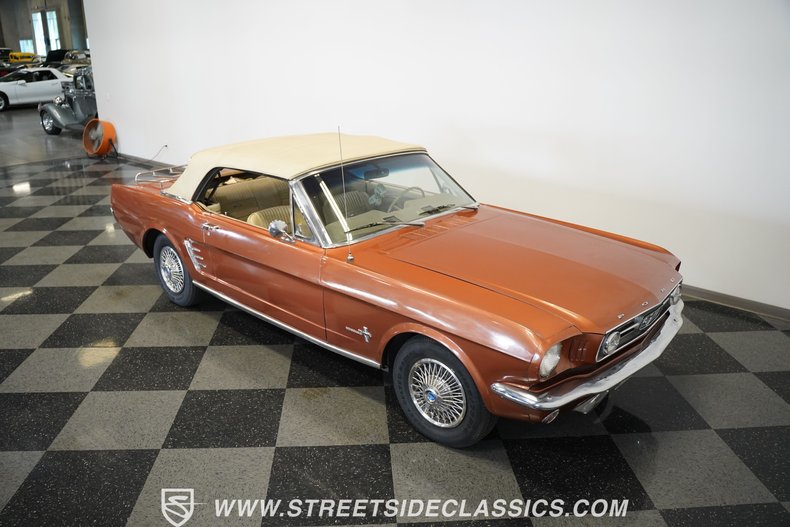 Ford-Mustang-1966-Orange-White-32