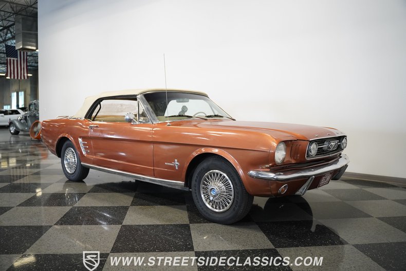 Ford-Mustang-1966-Orange-White-33