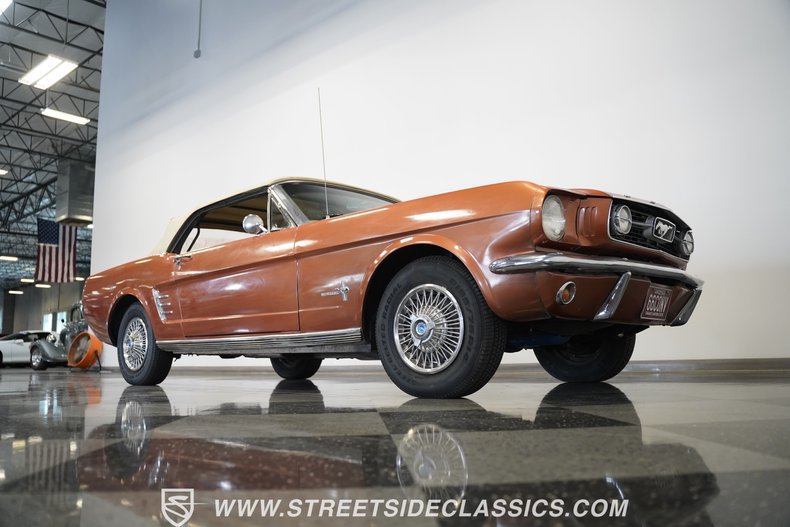 Ford-Mustang-1966-Orange-White-34