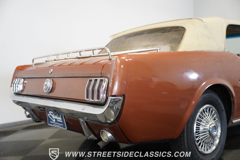 Ford-Mustang-1966-Orange-White-42