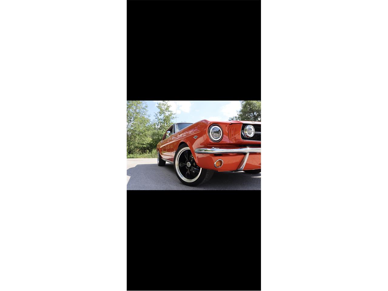 Ford-Mustang-1966-Poppy-Red-Black-15