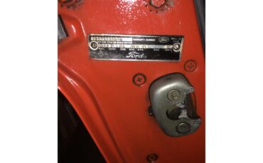 Ford-Mustang-1966-Poppy-Red-Black-18