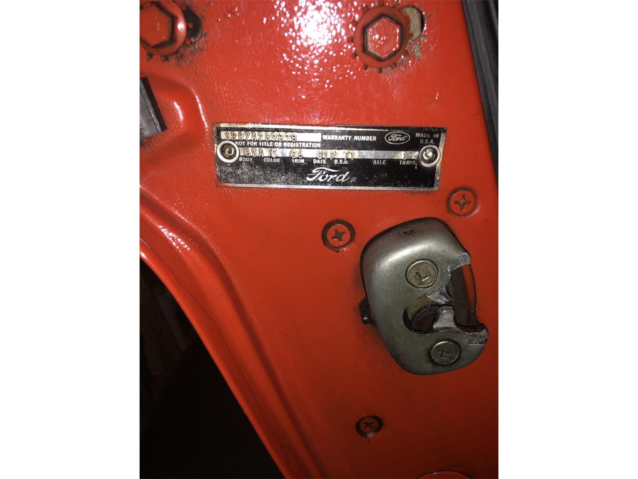 Ford-Mustang-1966-Poppy-Red-Black-18