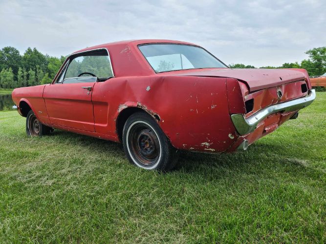 Ford-Mustang-1966-Red-Black-10