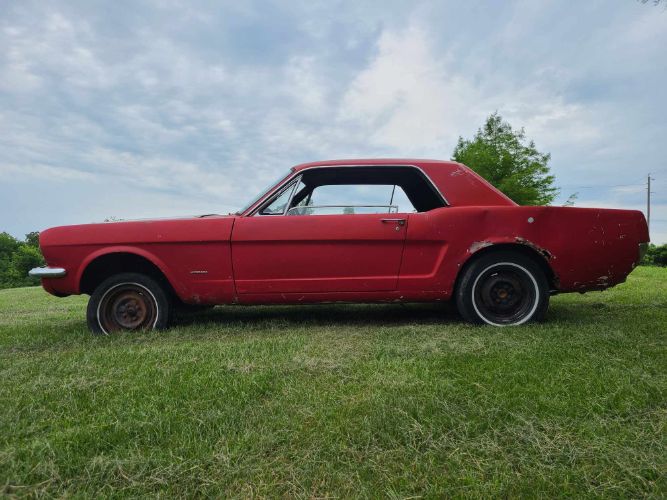 Ford-Mustang-1966-Red-Black-11