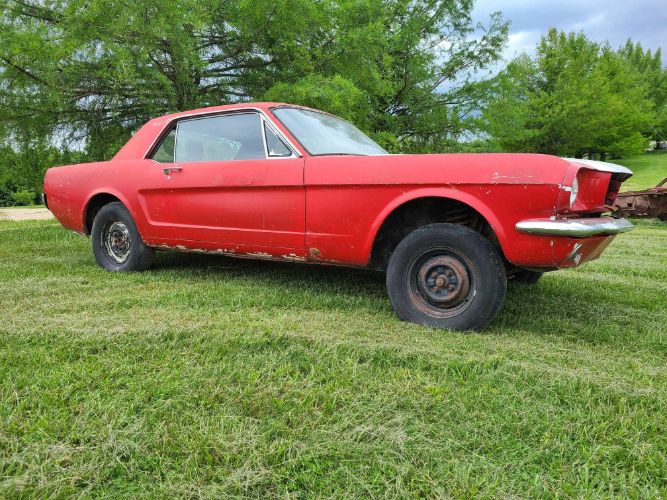 Ford-Mustang-1966-Red-Black-12