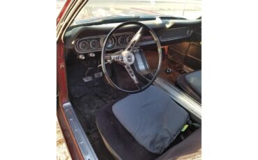 Ford-Mustang-1966-Red-Black-4