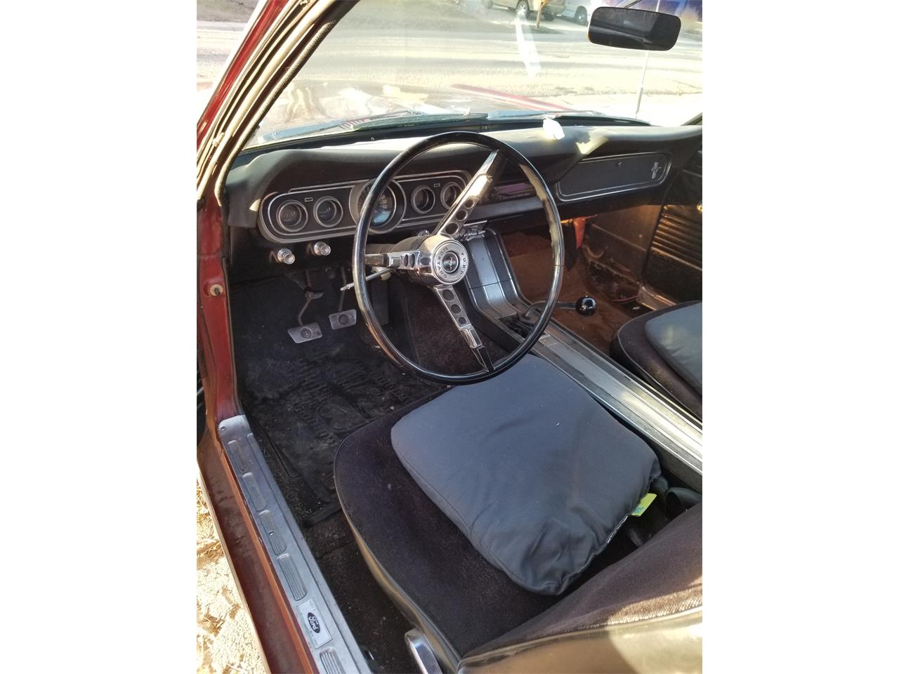 Ford-Mustang-1966-Red-Black-4
