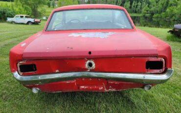 Ford-Mustang-1966-Red-Black-9