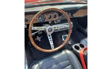 Ford-Mustang-1966-Red-Black-WPony-Int-1