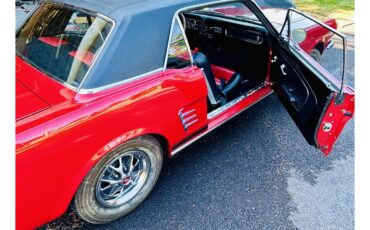 Ford-Mustang-1966-Red-RedBlack-3