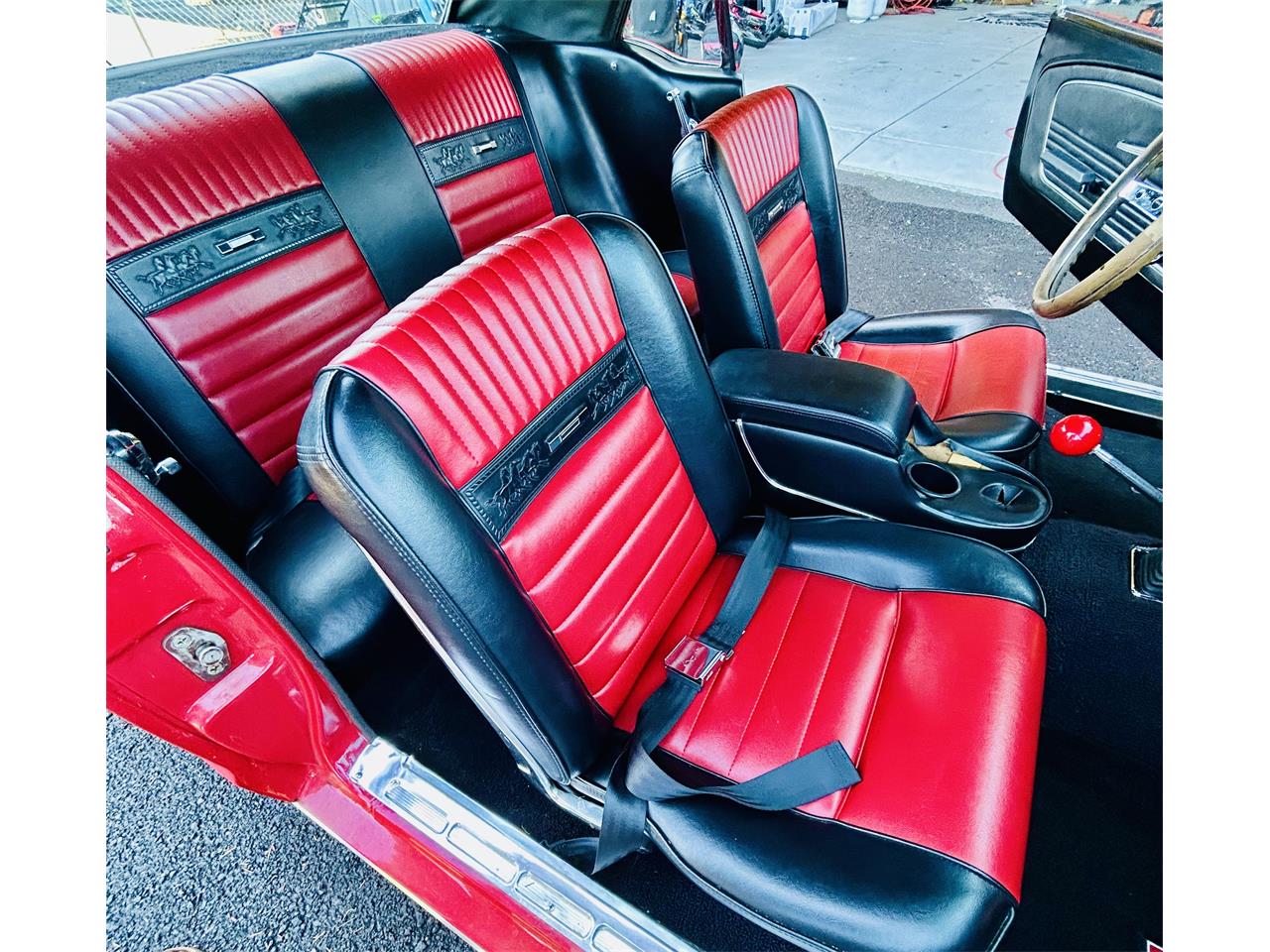 Ford-Mustang-1966-Red-RedBlack-6