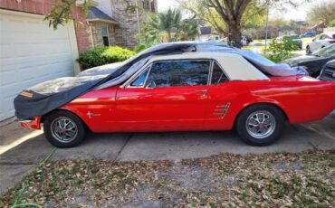 Ford-Mustang-1966-Red-Redwhite-3