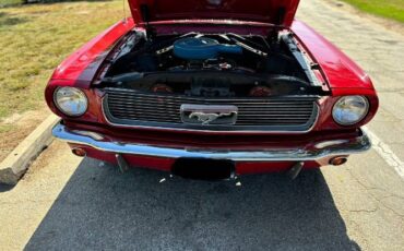 Ford-Mustang-1966-Red-White-Top-Black-9