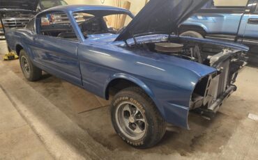 Ford-Mustang-1966-Sapphire-Blue-Black