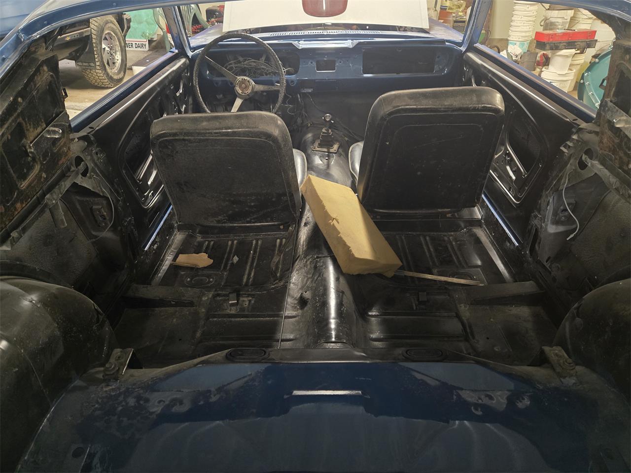 Ford-Mustang-1966-Sapphire-Blue-Black-9