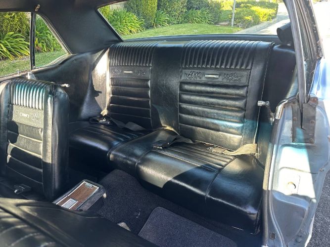 Ford-Mustang-1966-Silver-Blue-Black-Pony-Deluxe-8