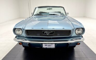 Ford-Mustang-1966-Silver-Blue-Blue-11