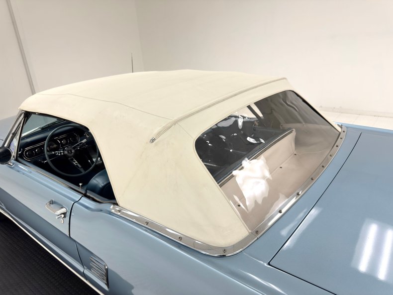 Ford-Mustang-1966-Silver-Blue-Blue-21