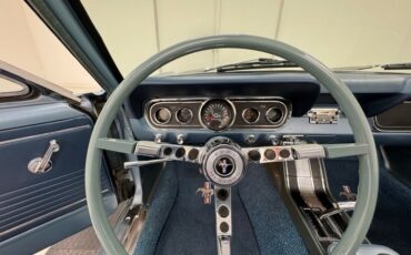 Ford-Mustang-1966-Silver-Blue-Blue-41