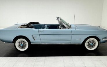 Ford-Mustang-1966-Silver-Blue-Blue-9