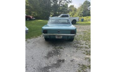 Ford-Mustang-1966-Turquoise-Turquoise-and-white-11