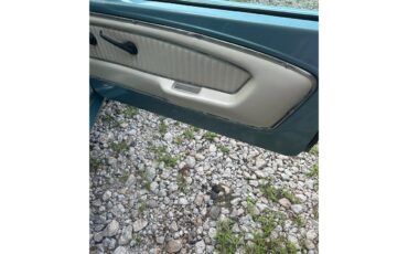 Ford-Mustang-1966-Turquoise-Turquoise-and-white-18