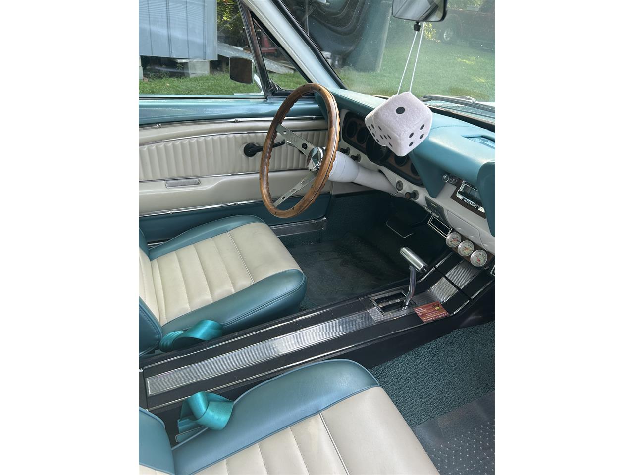 Ford-Mustang-1966-Turquoise-Turquoise-and-white-20