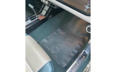 Ford-Mustang-1966-Turquoise-Turquoise-and-white-22