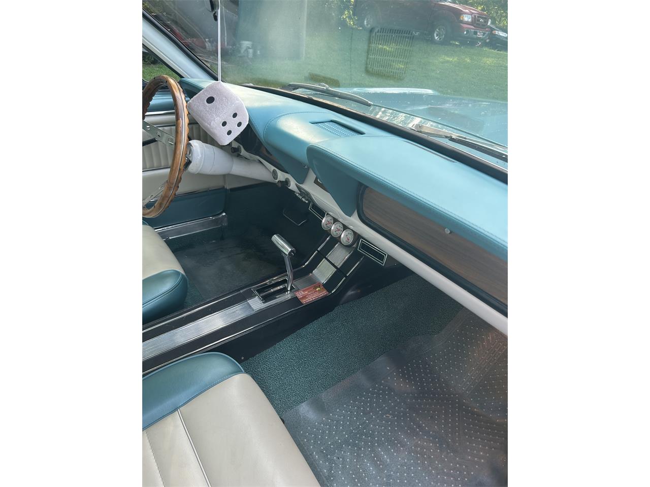 Ford-Mustang-1966-Turquoise-Turquoise-and-white-23