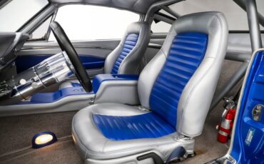 Ford-Mustang-1966-Vibrant-Blue-Silver-15