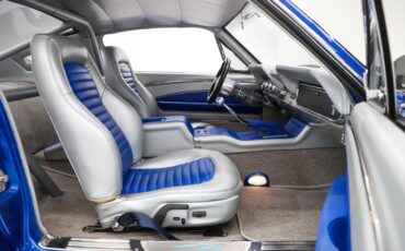 Ford-Mustang-1966-Vibrant-Blue-Silver-28