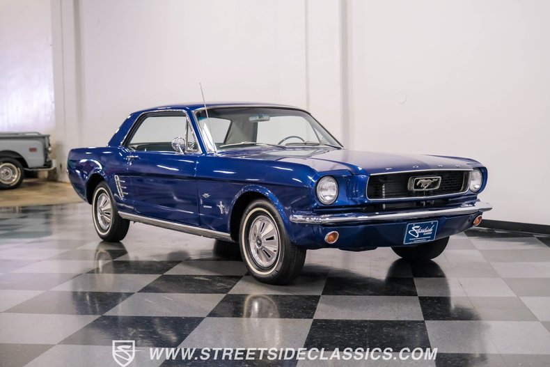 Ford-Mustang-1966-Vista-Blue-Blue-24