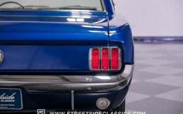 Ford-Mustang-1966-Vista-Blue-Blue-35