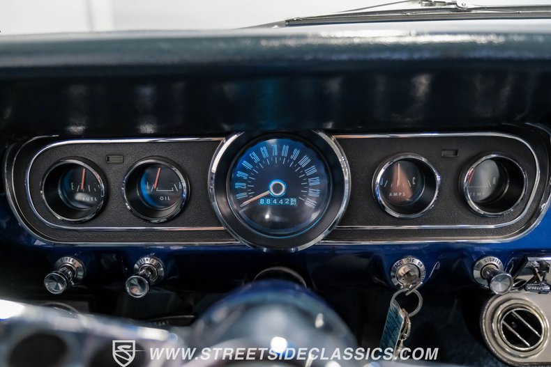 Ford-Mustang-1966-Vista-Blue-Blue-9