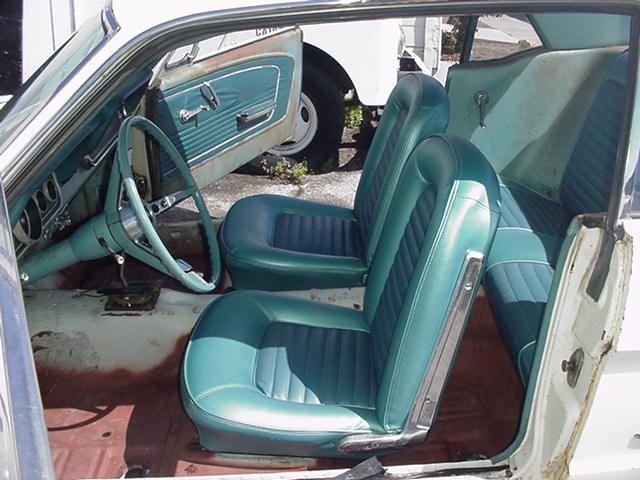 Ford-Mustang-1966-White-6