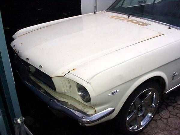 Ford-Mustang-1966-White-8