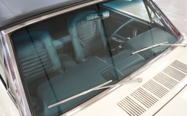 Ford-Mustang-1966-White-Blue-10