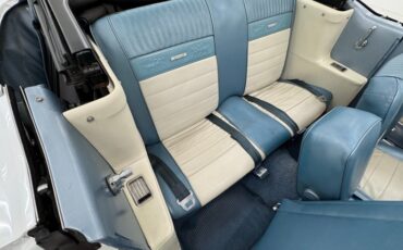 Ford-Mustang-1966-White-Blue-20
