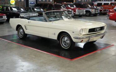 Ford-Mustang-1966-White-Blue-22