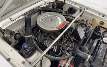 Ford-Mustang-1966-White-Blue-33