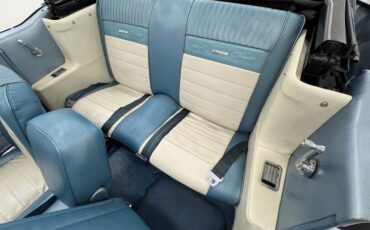Ford-Mustang-1966-White-Blue-39