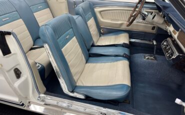 Ford-Mustang-1966-White-Blue-40