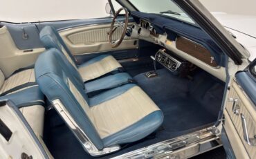 Ford-Mustang-1966-White-Blue-41
