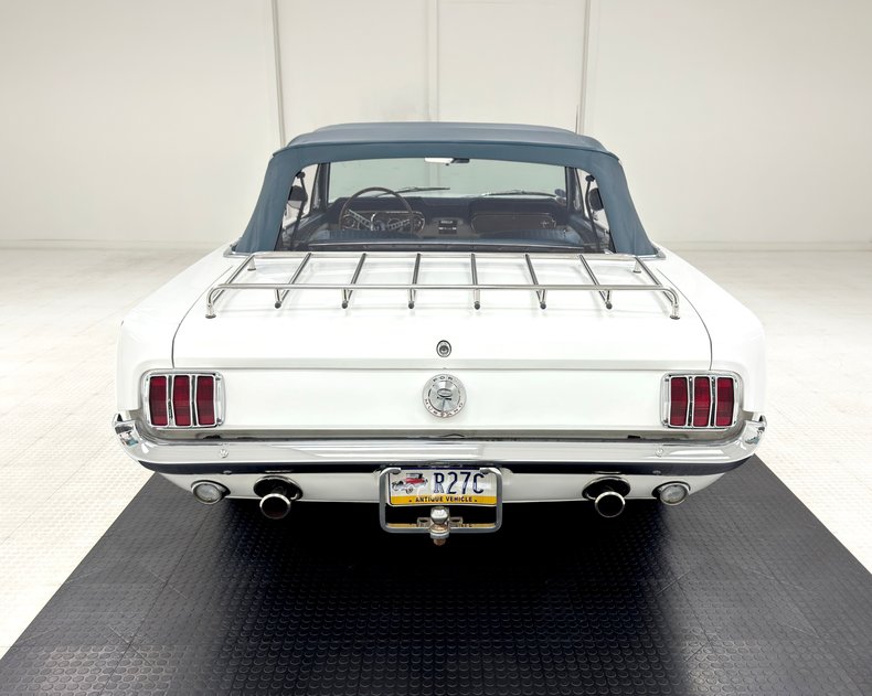 Ford-Mustang-1966-White-Blue-5
