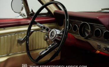Ford-Mustang-1966-White-Red-12